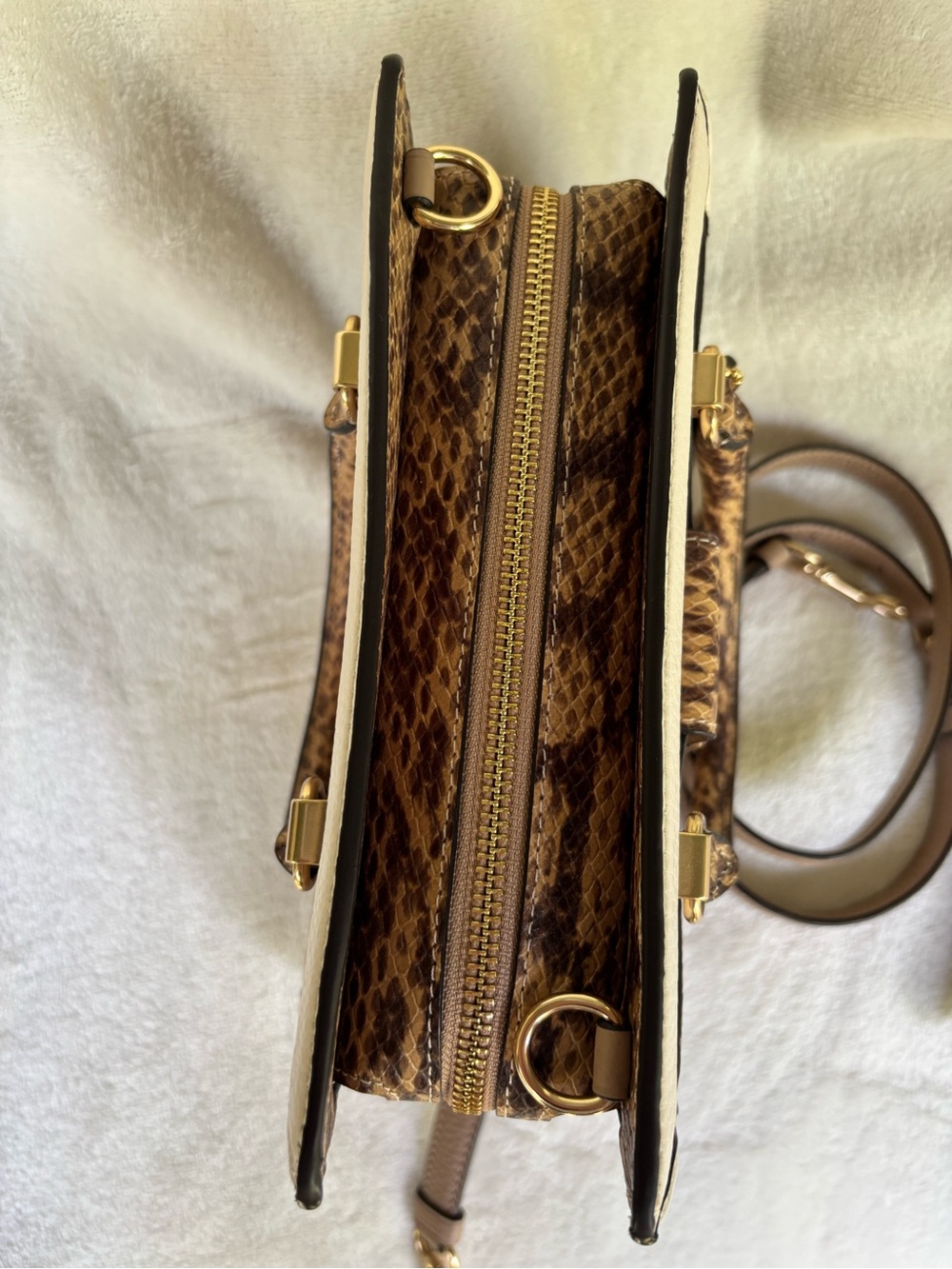 Coach Grace Carryall In Colorblock - Picture 5 of 15